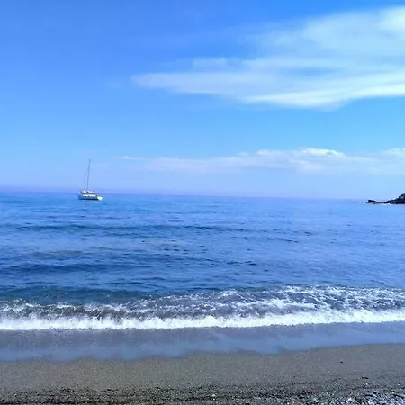 De Charme, T3, Situation Ideale, Pieds Dans L'eau, Cap Corse