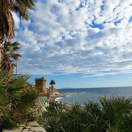 De Charme, T3, Situation Ideale, Pieds Dans L'eau, Cap Corse La Vasina