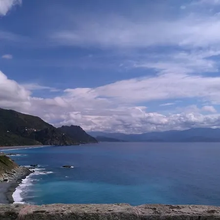 De Charme, T3, Situation Ideale, Pieds Dans L'eau, Cap Corse *