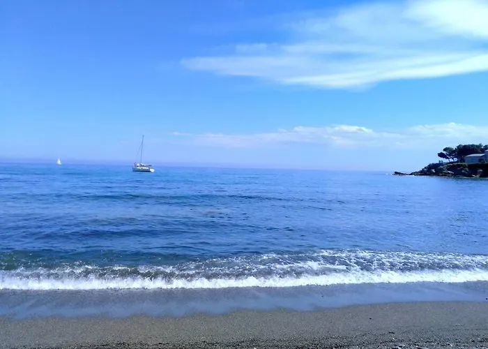 De Charme, T3, Situation Idéale, Pieds Dans L'eau, Cap Corse